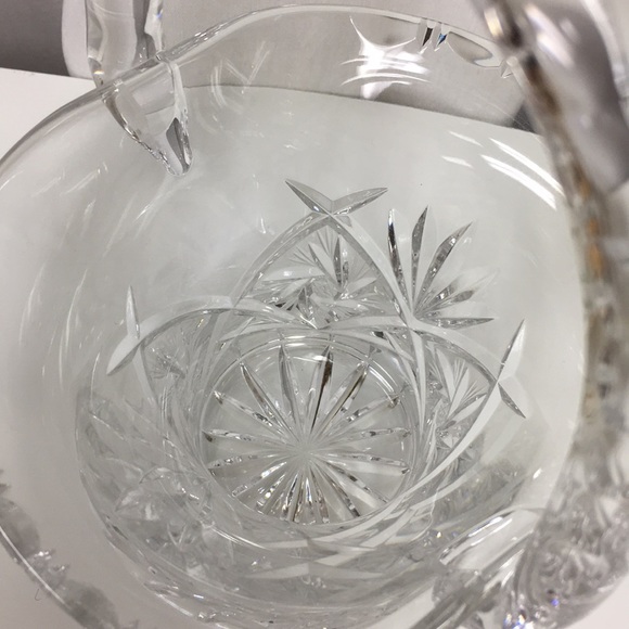 Vintage Cut Crystal Basket with Handle - Picture 4 of 6